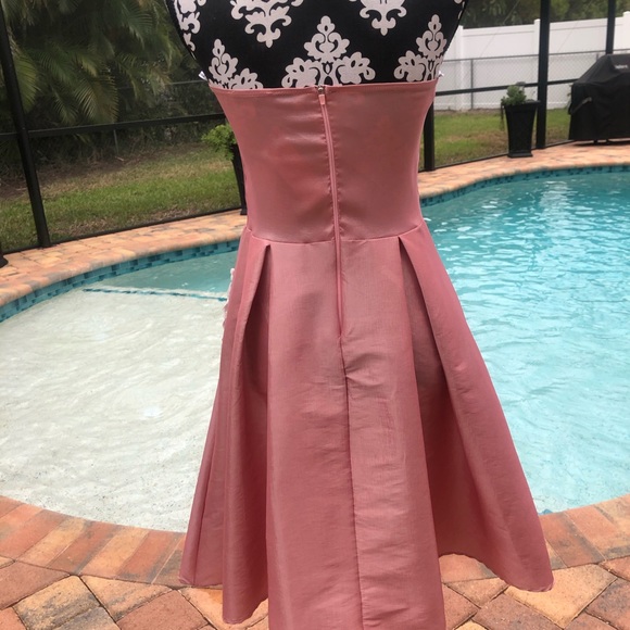 Strapless gown. Perfect for any event! - Picture 3 of 3